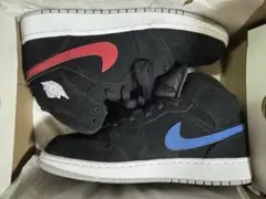 （〜4/6まで値下げ中）NIKE AIR JORDAN 1 MID