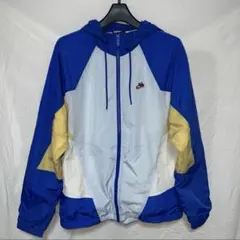 NIKE フーディーナイロンジャケット　Sサイズ