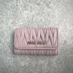 miu miu マテラッセ キーケース 6連 ピンク【値下げ可能】のサムネイル