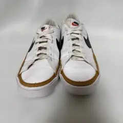Nike ホワイト/ブラック スニーカー