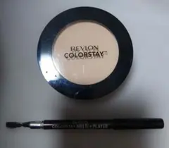 REVLON カラーステイプレストパウダー N　830 ライト/ミディアムのサムネイル