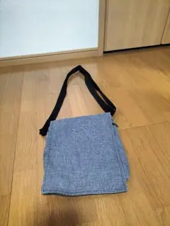 頭陀袋風ショルダー