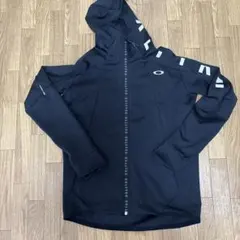 Oakley フード付きジャケット 黒