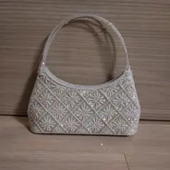 ビーズ刺繍クラッチバッグ
