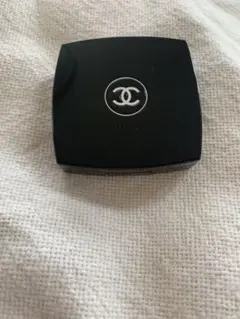 訳アリ‼︎   シャネル DUAL　EYE　SHADOW