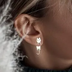 猫 ゆらゆらピアス シルバー 1セット（2個）