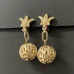 Item thumbnail for item a9c7f3cd-7cd4-4d63-bde5-e9b4bc7cf7d5