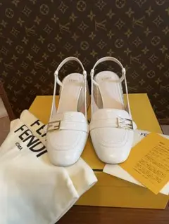 FENDI クロコ型押し バックストラップ ミュール - メルカリ