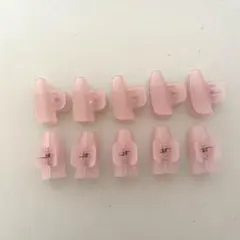 Item thumbnail for item 972e35c3-0eeb-4741-bbfb-5a16ee9c9d98