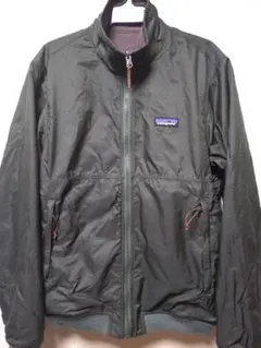 パタゴニアPatagonia　リバーシブル　シェルド　マイクロディニ　ジャケット