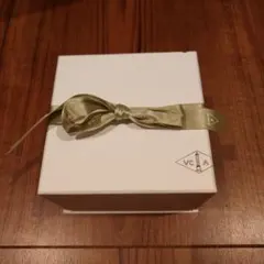 ヴァンクリーフ&アーペル　空き箱