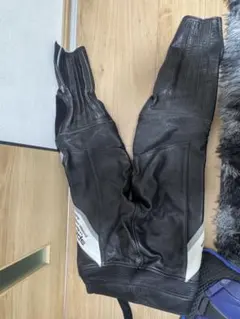 KOMINE レザーパンツのサムネイル