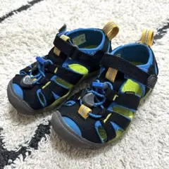 KEEN キーン　水陸両用サンダル　ブルー　15.0cmのサムネイル