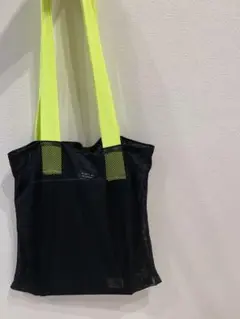 トートバッグ　メッシュ　ブラック　ネオンイエロー