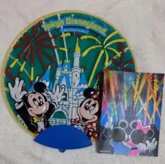 1980年代 東京ディズニーランドのうちわと３Ｄポストカード花火 レトロ