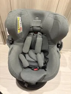美品 エールべべ クルット4 Oui グレー 即日発送 チャイルドシート
