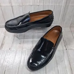 美品【36 1/2】TOD'S トッズ エナメル ローファー 黒 スリッポンのサムネイル