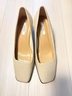 RANDA スクエアトゥパンプス ベージュ　6cmヒール　太ヒール　スムース