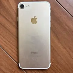 Apple iPhone 7 Gold 本体 SIMフリー