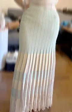 【新品】ZARA春色♡人気モデル♡プリーツスカート