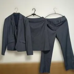 グレー ストライプ ビジネススーツ 3点セット　スカート　パンツ　11号