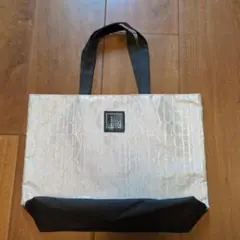 FAUCHON　130 YEARS ロゴ トートバッグ シルバー ブラックのサムネイル