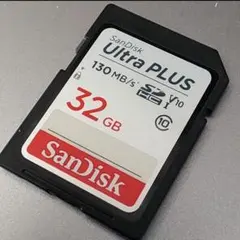 SanDisk Ultra PLUS 32GB SDカード