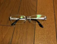 シルバー メタルフレーム 長方形メガネ