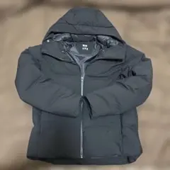 ユニクロ　シームレスダウンパーカー　2025