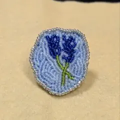 ビーズ 青い花 ブローチ ハンドメイド 4cm