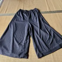 グレーワイドパンツ