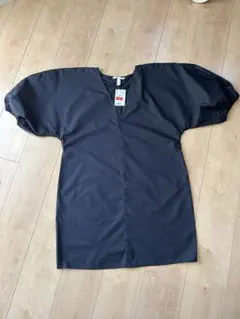 新品タグ付き　H&M レディース　チュニック　Mサイズのサムネイル