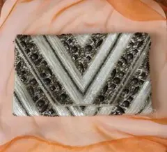 ビーズ　クラッチバッグ