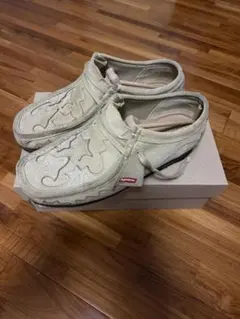 23ss Supreme Clarks Originals Wallabee