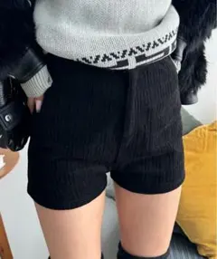 【絶対盛れる！韓国風ショートパンツ】モノグラムタイトハイウエストショートパンツ