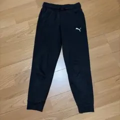 PUMA ブラック スウェットパンツ 140cm