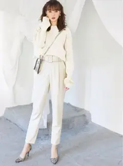 GRL スクエアバックルベルト付きテーパードパンツ