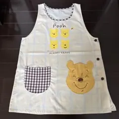 お値下げしました♪保育士エプロン　プーさん エプロン 可愛いデザイン