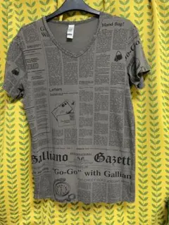 再値下げしましたJohn Galliano プリント Tシャツ オリーブグリーン