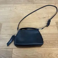 GIANNI CHIARINI アリファ Mサイズ NERO - メルカリ