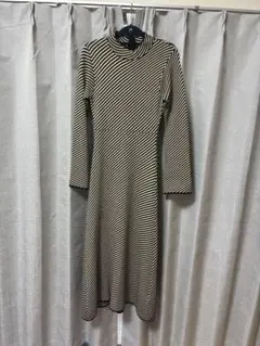ニットワンピース
