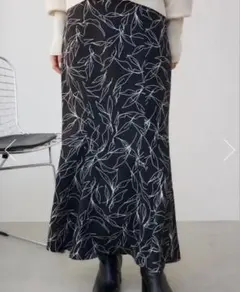 AZUL by moussy／スレンダーマーメイドスカート