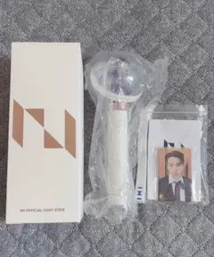 Item thumbnail for item 7da8b048-5380-4d88-8cc5-0f673edfbbf7