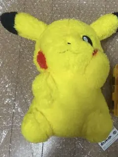ピカチュウ ぬいぐるみ