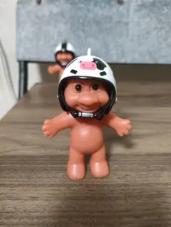トロール　キーホルダー　ヘルメット　人形　ライターケース　牛のサムネイル