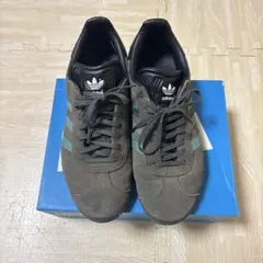 adidas Gazelle 「Pantone / Core Black」