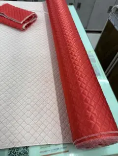レッド キルティング生地