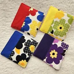 北欧風・大きな花柄・ハンドメイドコースター・４枚セット