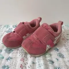 ベビー　キッズ　アシックス　スニーカー　13センチ