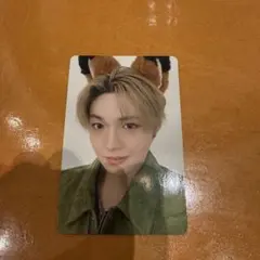 treasure ドヨン 8000円 トレカ